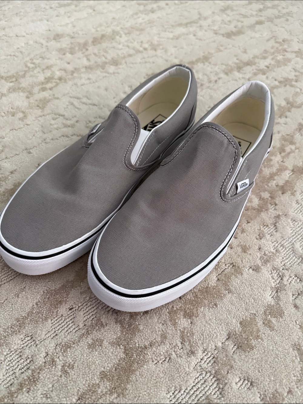 Vans classic canvas slip on - Men’s 11 - worn once!